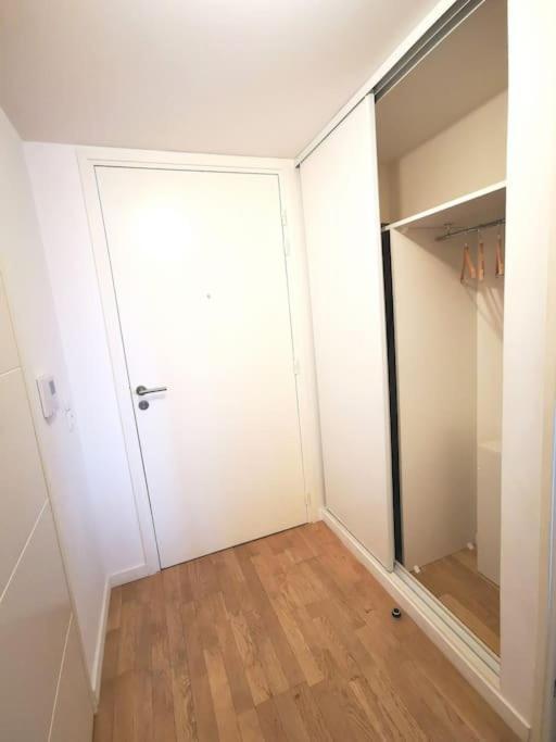 Entire Appartment, 2 Rooms Confortable At Créteil Exterior foto