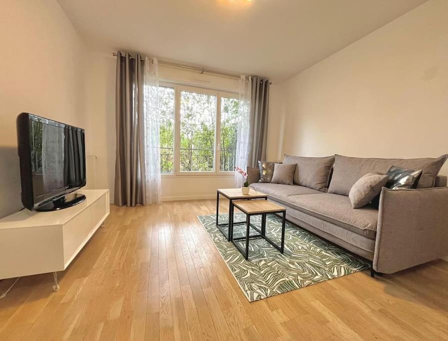 Entire Appartment, 2 Rooms Confortable At Créteil Exterior foto